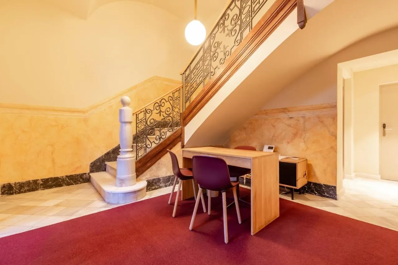 Port Plaza Apartments Tarragona Spain